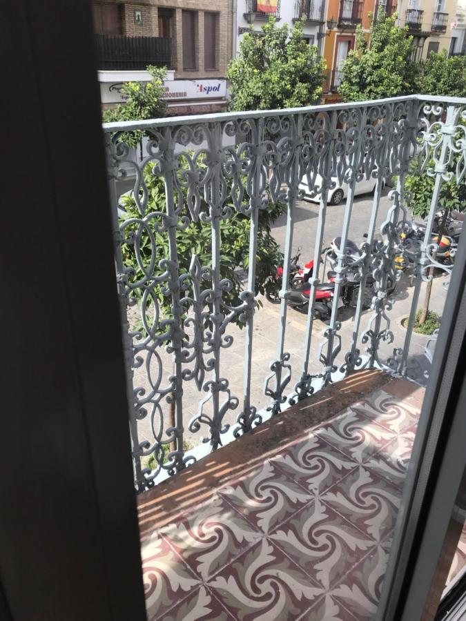 San Jorge Suites Triana Севілья Екстер'єр фото